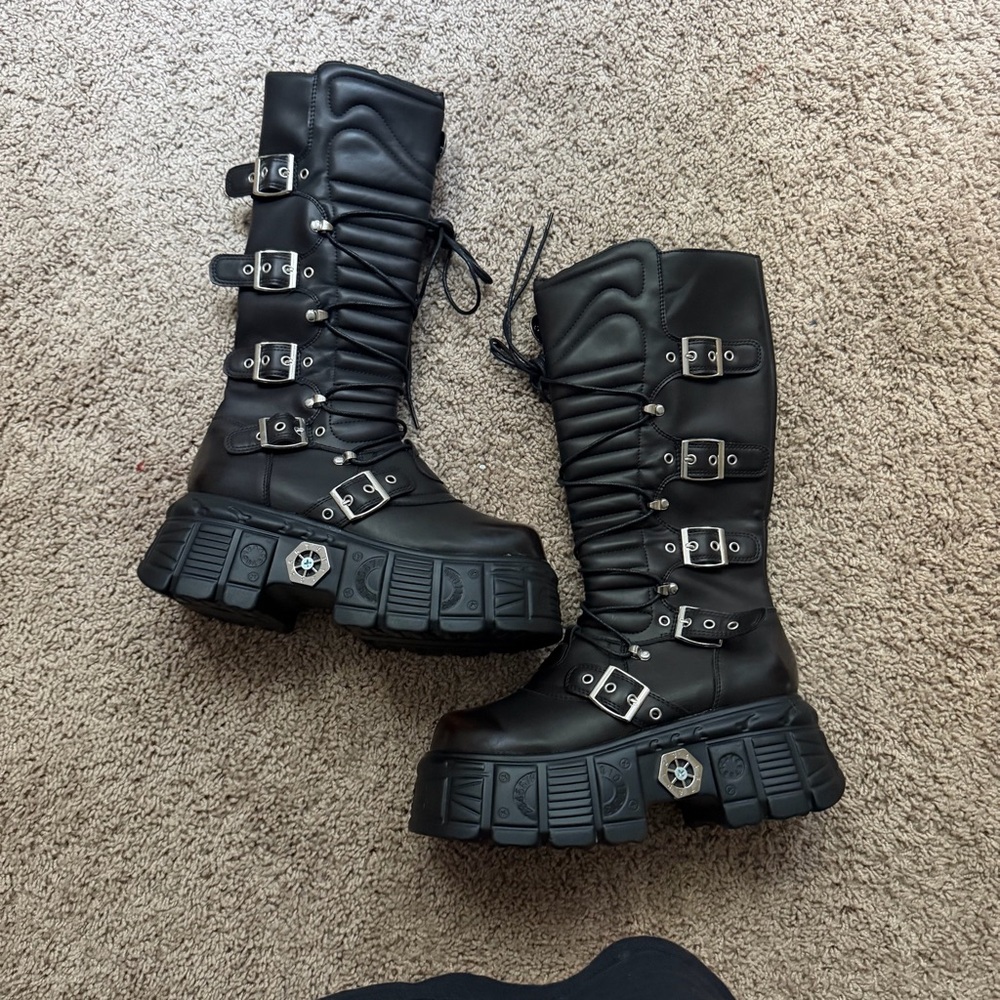 Platform goth boots
